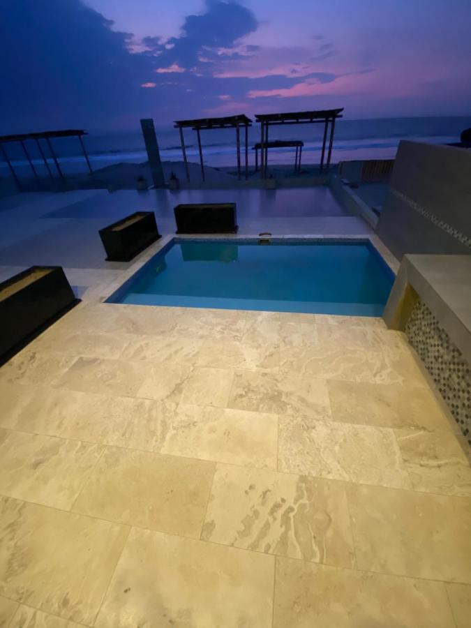 Riviera Vichayito Hotel Buitenkant foto