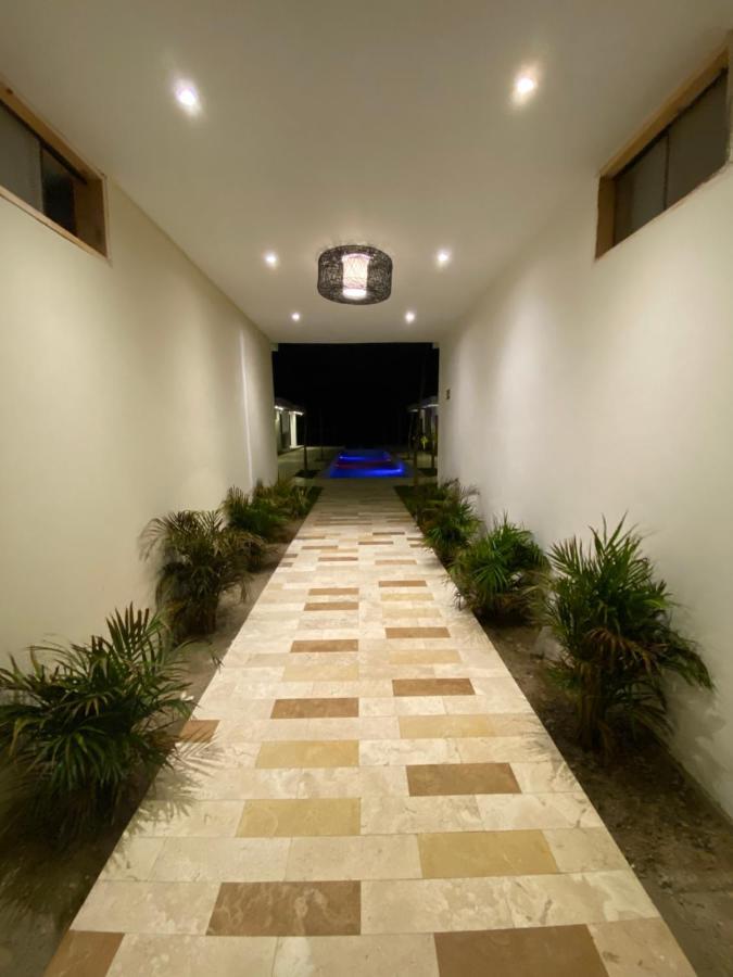 Riviera Vichayito Hotel Buitenkant foto